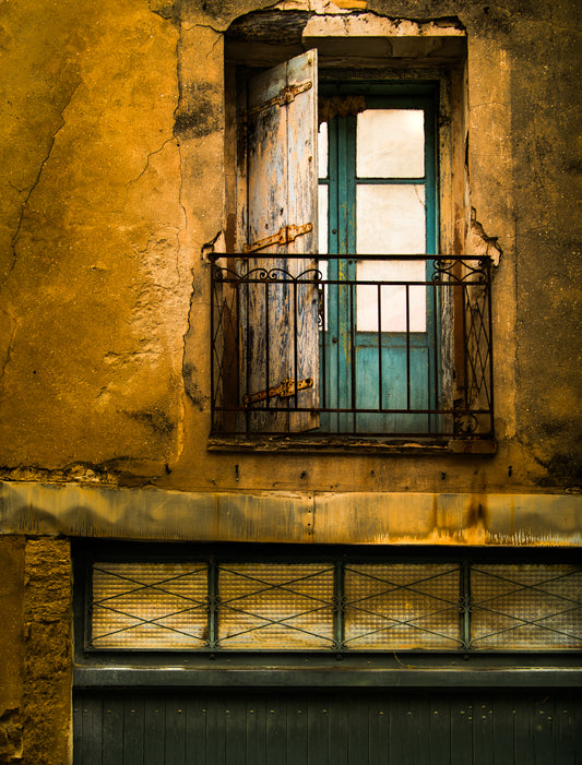"Building In Ruins" - Meze, France